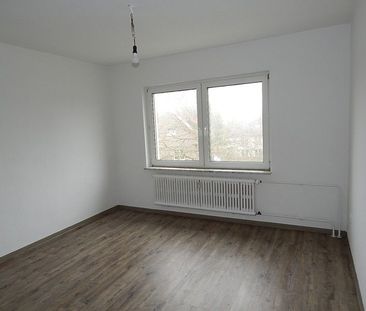 Renovierte 2-Zimmer-Wohnung im Ortsteil Schwerin gefällig! - Photo 1
