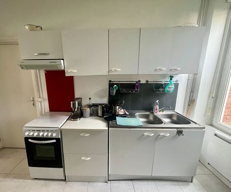 Location appartement 1 pièce, 30.23m², Saint-Nazaire - Photo 4