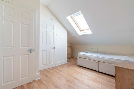 5 bedroom maisonette to rent - Photo 3