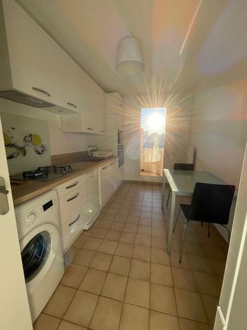 Location Appartement 3 pièces Meublé 71m² MONTPELLIER 34090 - Photo 5