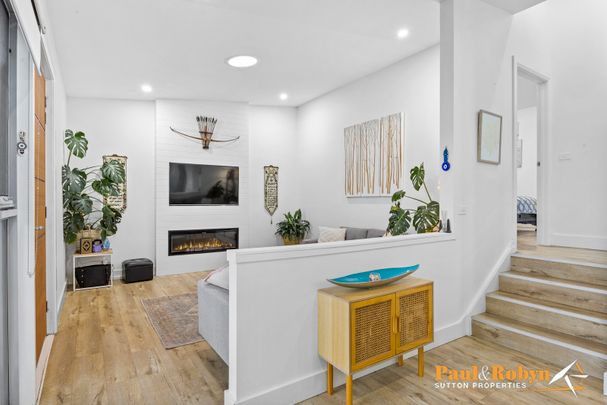 10A Strachan Place, Wanniassa ACT 2903 - House For Rent | Domain - Photo 1