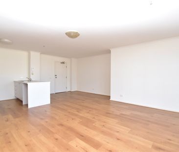67/88 Southbank Boulevard - Photo 4