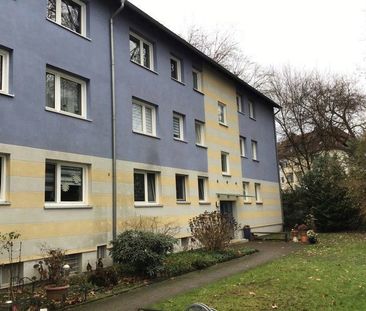 Charmante 3-Zimmer-Wohnung mit Balkon! - Foto 1