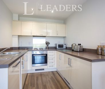 apartment to rent Nankeville Court, Guildford Road, Woking, GU22 - Photo 3