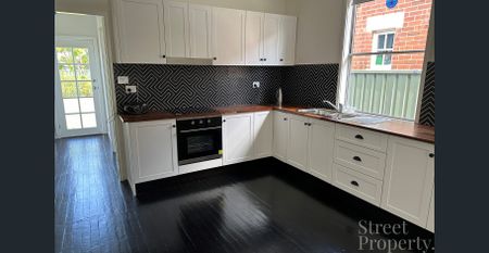 Refurbished Home With Character - Photo 3