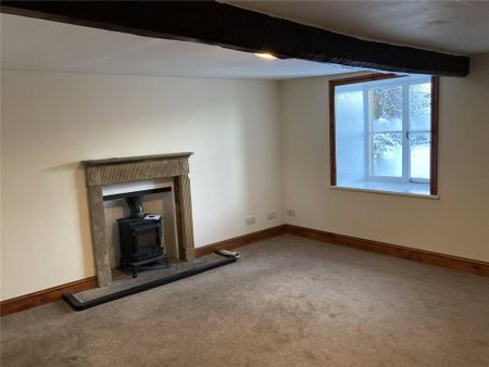 3 bedroom detached house to rent - Photo 2
