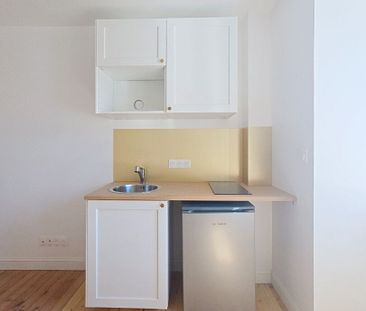 Location Appartement 1 pièce 17m² - Photo 1