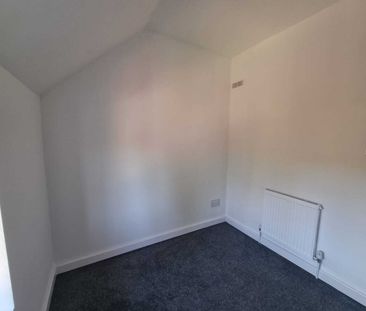 Cross Drive, Rainworth, MANSFIELD - Photo 5