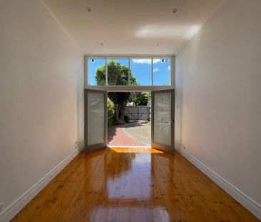 Victorian Delight - Photo 2