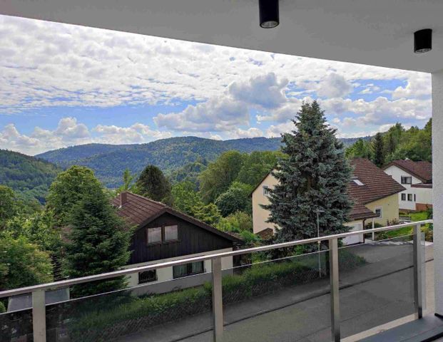 Ruhig, Hochwertig, nahe gelegen - einfach schön! 4-Zi Wohnung mit tollem Balkon für die Familie - Photo 1