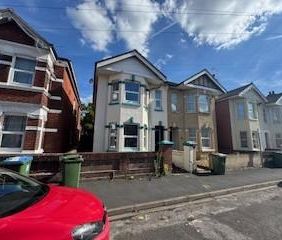 4 bedroom house to rent - Photo 3