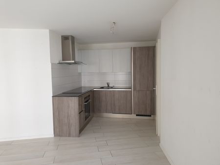 Grand appartement de 2 pièces au centre de Boudry avec ascenseur - Foto 2