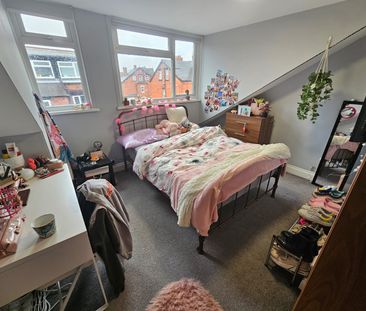 5 Bed - 27 Lucas Street, Woodhouse, Leeds - LS6 2JD - Student - Photo 3