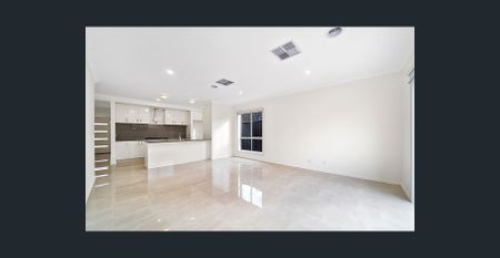 Modern 3-Bedroom Home with Quick Freeway Access!! - Photo 4