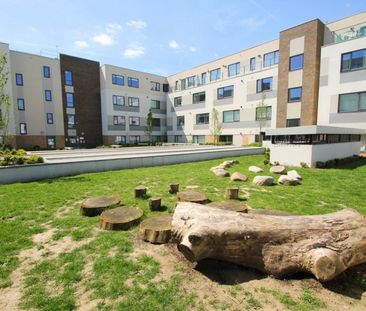 West Plaza, Town Lane, Stanwell, Staines-Upon-Thames,TW19 - Photo 1