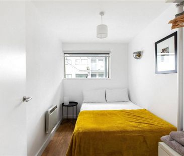 3 bedroom apartment to rent - Photo 4