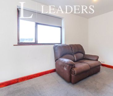 1 bedroom property to rent Frog Hall Garage, Frog Lane, Abenbury Ro... - Photo 1