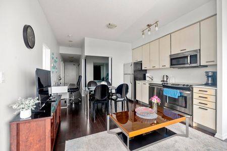 Bay Street - Photo 2