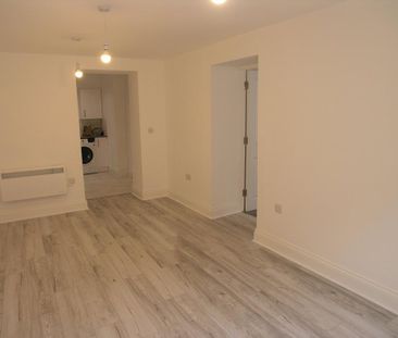 1 bedroom ground floor flat to rent - Photo 6