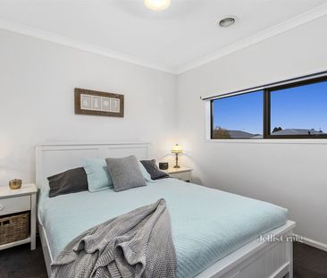 2 Hammersmith Way, Cranbourne East - Photo 4
