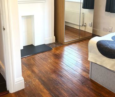 5 Bed Semi-Detached House, Bevendean Crescent, BN2 - Photo 5