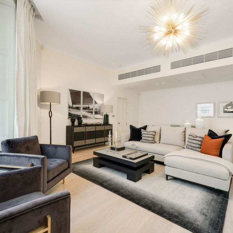 A beautiful two bedroom house to rent in the heart of Belgravia, SW1. - Photo 1