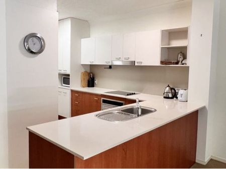 2 Beds Flat/Apartment – Break Lease - Photo 2