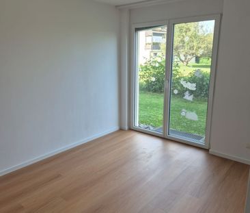 Fabelhafte 5.5 Zimmer Wohnung mit Garten - Photo 2