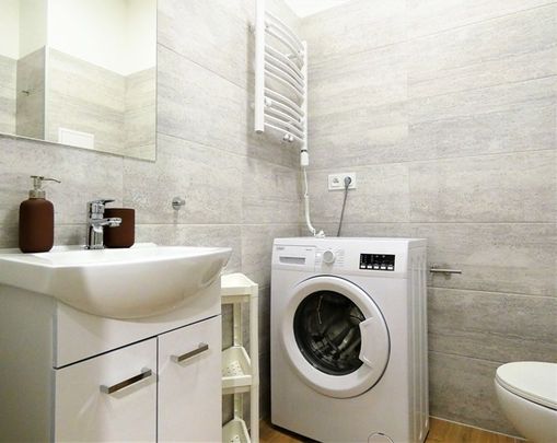 Łódź Łódź-Śródmieście, Nawrot - Zdjęcie 1