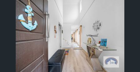 Modern 4-Bedroom Double-Story Home in Prime Point Cook Location - Photo 5