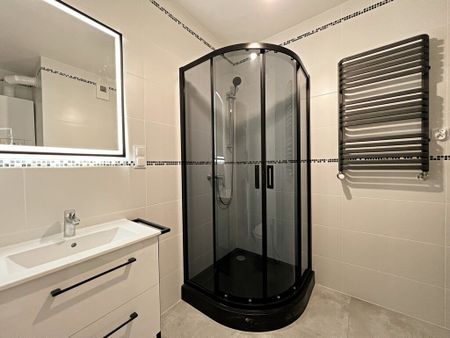 3 sypialnie| klimatyzowane| 80m do przystanku - Фото 5