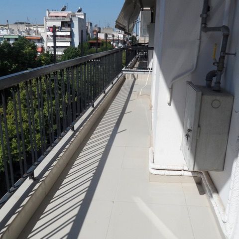 Διαμέρισμα για ενοικίαση Κέντρο (Χαριλάου) - Photo 1