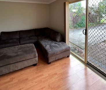 82 Parkes Street, Oak Flats, NSW 2529 - Photo 2