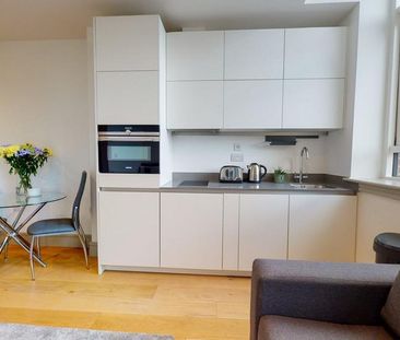 Studio to rent - Photo 4