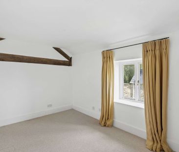 A beautifully presented four-bedroom detached barn conversion set i... - Photo 6