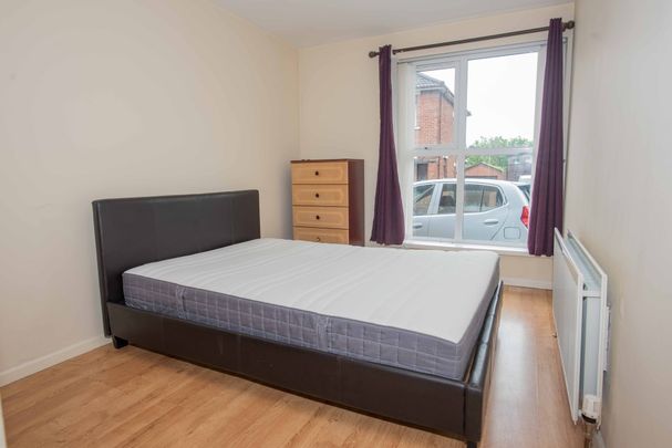 15 Sandhurst Court, Belfast, BT9 5BA - Photo 1