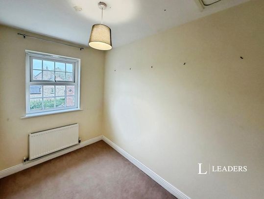 4 bedroom terraced house to rent - Photo 1
