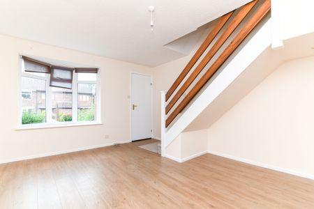 2 bedroom house to rent Newman Way, Rednal, Birmingham, West Midlands, B45 - Photo 4