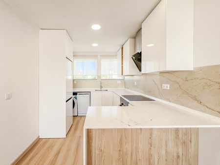 Simpático Apartamento T2 para Arrendamento no Centro de Cascais - Photo 4