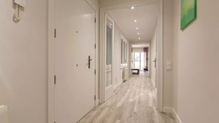 3-bedroom apartment for rent in Sant Gervasi Galvany, perfect for families - Foto 5