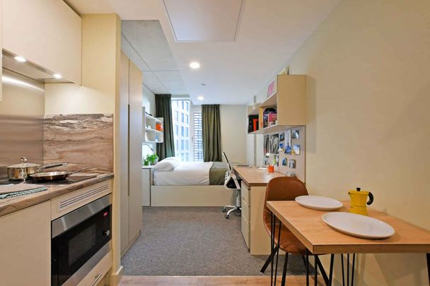 Standard Studio - Photo 1