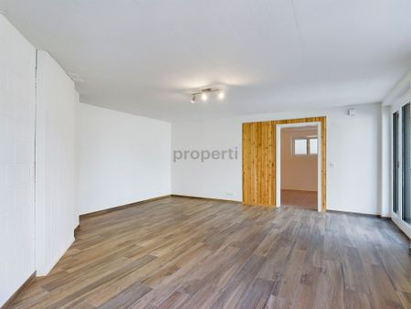 Charmante 2.5-Zimmer Wohnung in ruhigem Einfamilienhaus-Wohnquartier - Foto 2