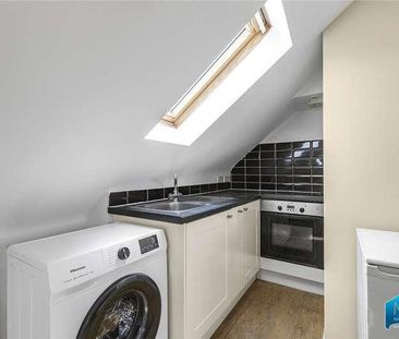 High Road, North Finchley, London, N12 - Photo 6