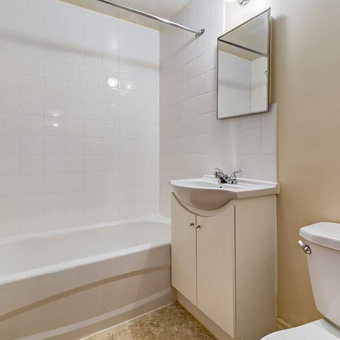 Classic Suite - 1 Bedroom - Photo 1