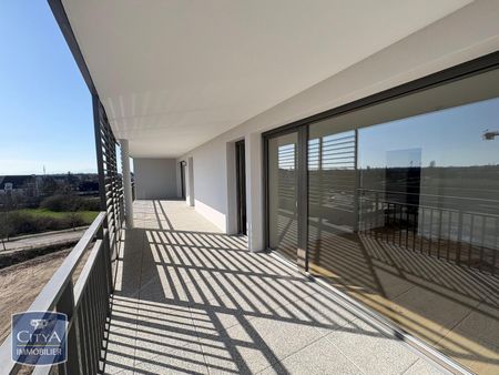 Location Appartement 4 pièces 85m² ILLKIRCH GRAFFENSTADEN 67400 - Photo 4