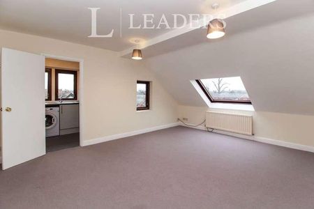 Field House, Priory Road, Kenilworth, CV8 - Photo 3