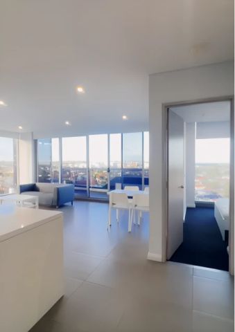 2 Studio Dr, Sydney - Photo 2