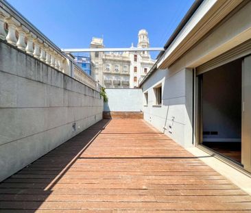 2 room luxury penthouse for rent in Valencia - Photo 3