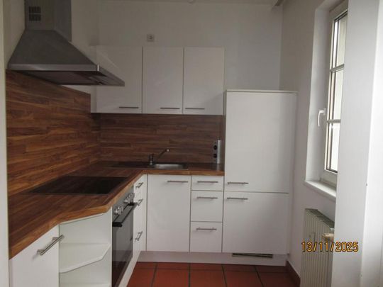 Hessenplatz/Dinghoferstr.55/2/11: Hübsche, zentral gelegene Kleinwohnung, 1 Raum, 35,60m2, separate, ablösefreie Küche,2.Liftstock - Foto 1