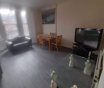 1 Bed Flat, City Road, B16 - Photo 1